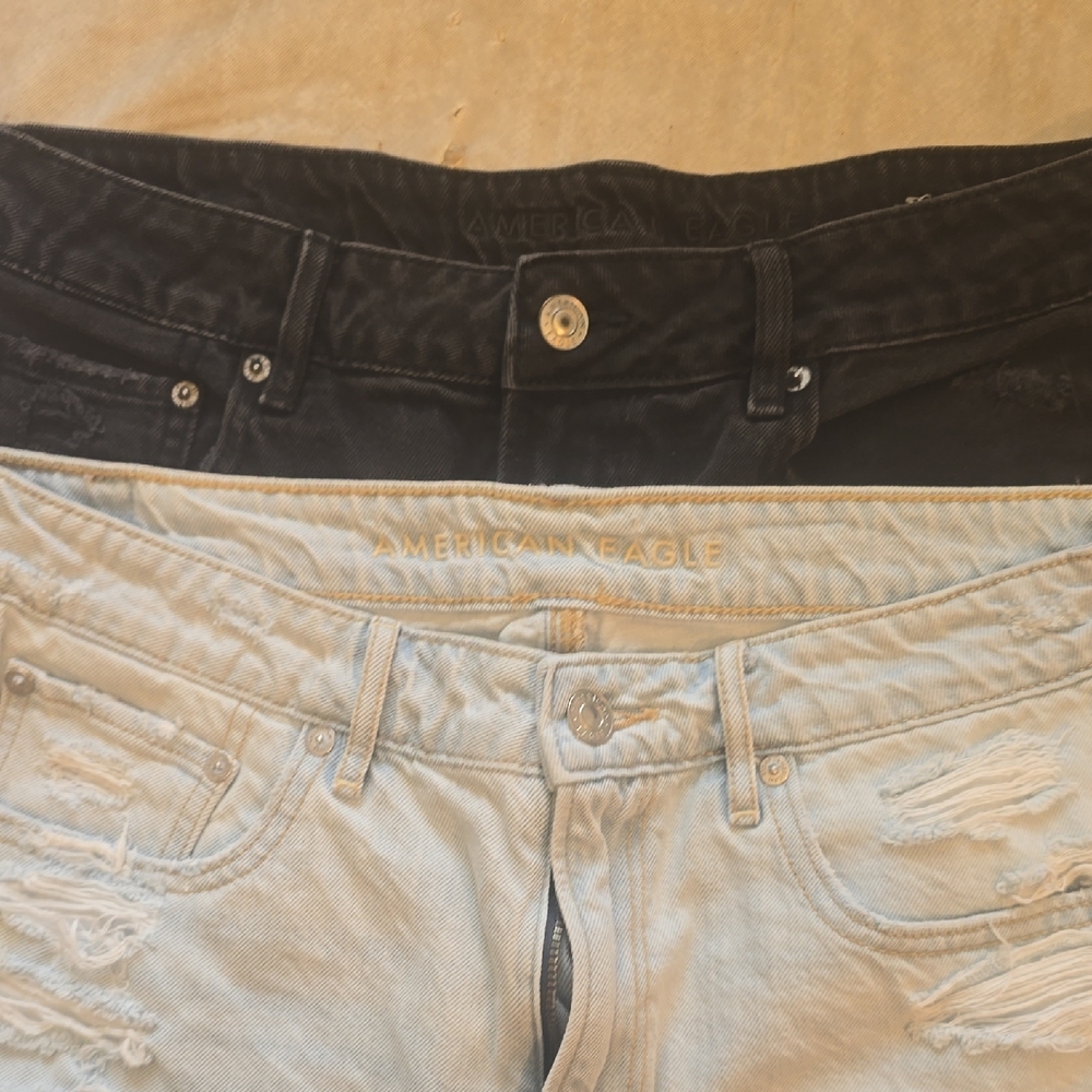 American Eagle Outfitters Women's Black and Light Blue Distressed Jeans